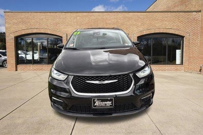 2023 Chrysler Pacifica Hybrid Touring L FWD