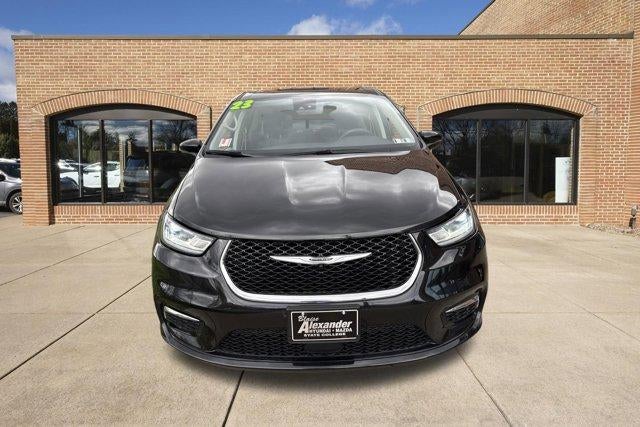 2023 Chrysler Pacifica Hybrid Touring L FWD