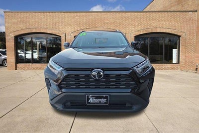 2025 Toyota RAV4 XLE AWD (Natl)