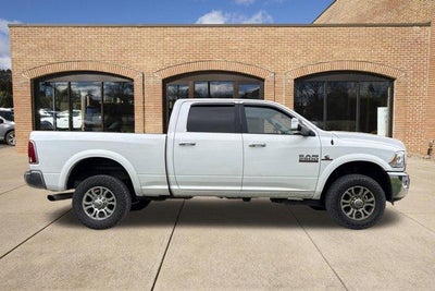 2017 RAM 2500 Laramie 4x4 Crew Cab 6'4" Box