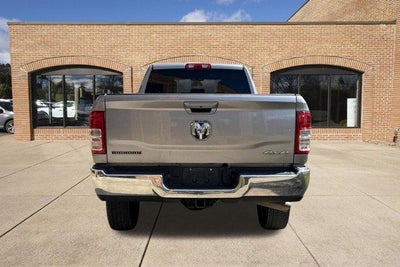 2022 RAM 2500 Big Horn 4x4 Crew Cab 8' Box