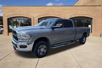 2022 RAM 2500 Big Horn 4x4 Crew Cab 8' Box