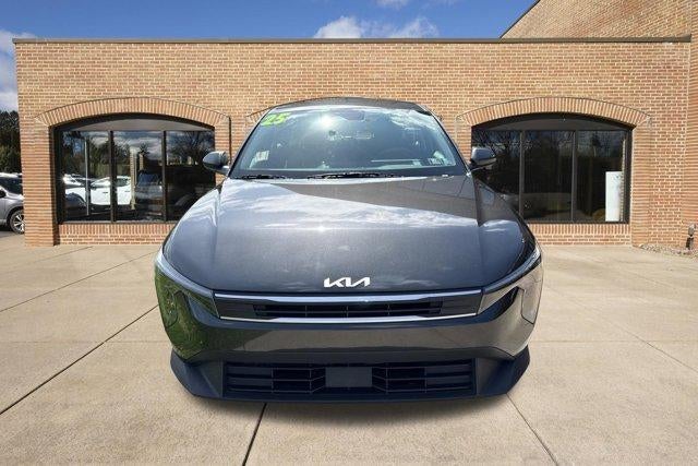 2025 Kia K4 LXS FWD