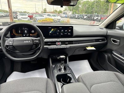 2025 Kia K4 LXS FWD