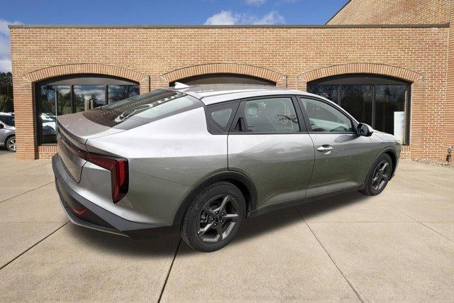 2025 Kia K4 LXS FWD