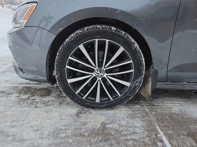 2015 Volkswagen Jetta 4dr Auto 1.8T Sport PZEV Sedan