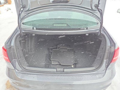 2015 Volkswagen Jetta 4dr Auto 1.8T Sport PZEV Sedan