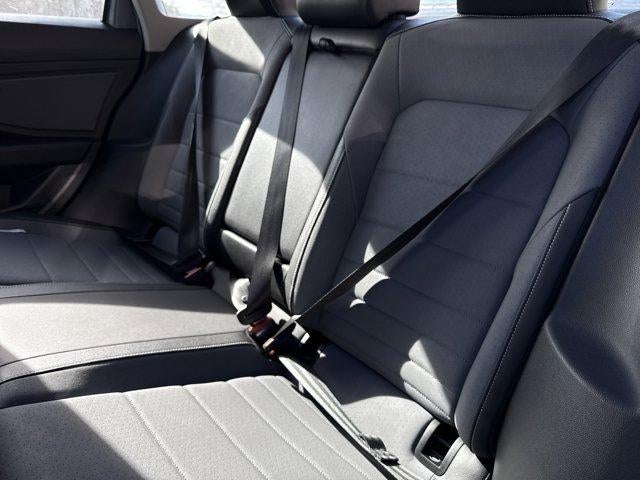 2025 Volkswagen Jetta SE Auto