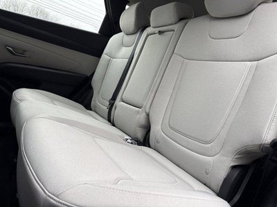 2026 Hyundai TUCSON SE