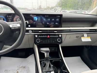 2026 Hyundai TUCSON SEL Plus AWD