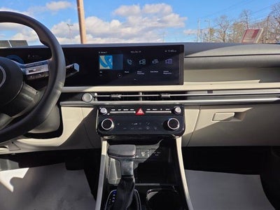 2025 Hyundai TUCSON SEL AWD