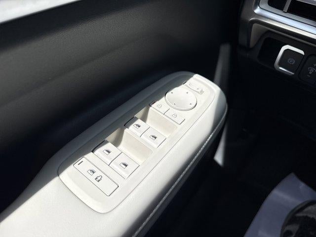 2025 Hyundai SANTA FE HYBRID SEL AWD