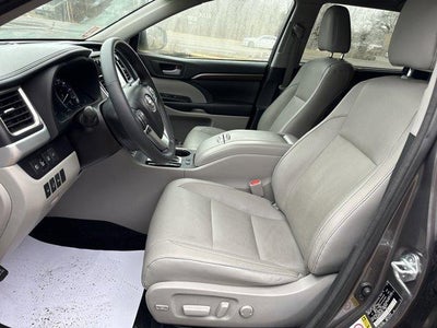 2016 Toyota Highlander AWD 4dr V6 Limited (Natl)