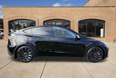 2025 Tesla Model Y Performance AWD *Ltd Avail*