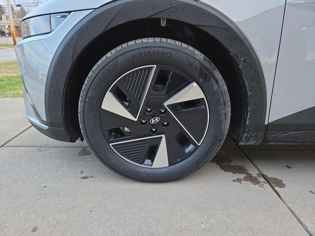 2026 Hyundai IONIQ 5 SE