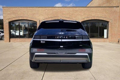 2025 Hyundai IONIQ 5 SEL