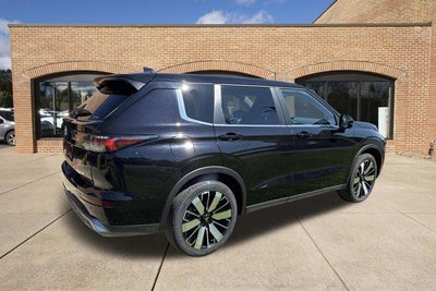 2025 Mitsubishi Outlander SE S-AWC