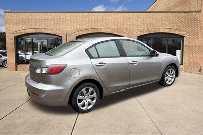 2013 Mazda Mazda3 4dr Sdn Auto i Sport