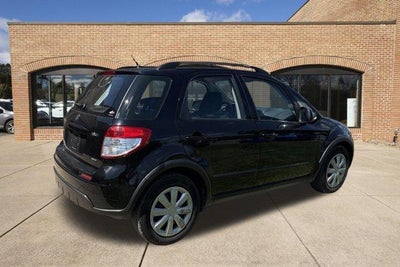 2011 Suzuki SX4 5dr HB CVT Crossover Premium AWD