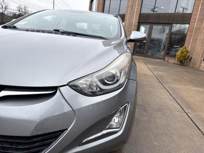 2015 Hyundai ELANTRA 4Dr Sdn Auto SE