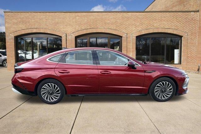 2025 Hyundai SONATA HYBRID SEL FWD
