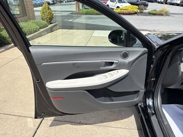 2025 Hyundai SONATA HYBRID SEL FWD