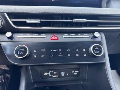 2025 Hyundai SONATA HYBRID Limited FWD