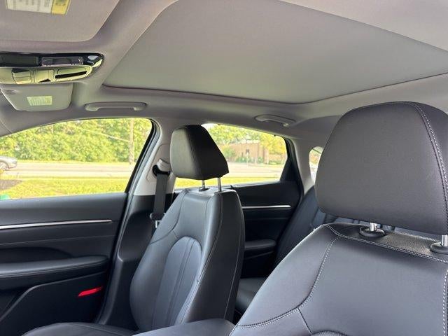 2025 Hyundai SONATA HYBRID Limited FWD