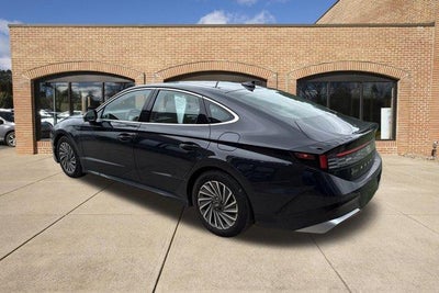 2025 Hyundai SONATA HYBRID Limited FWD