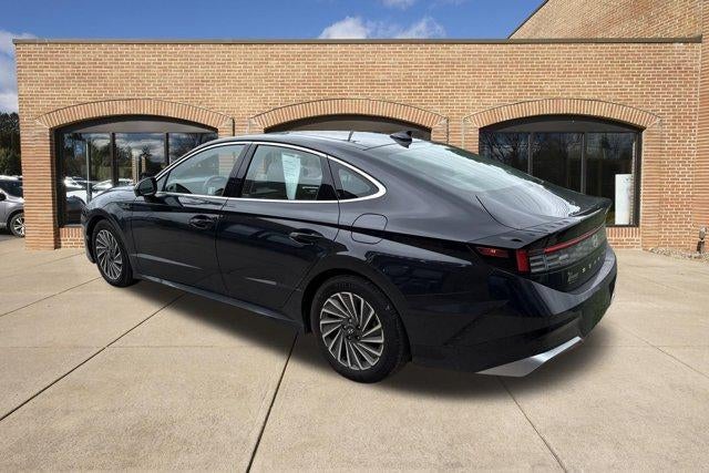 2025 Hyundai SONATA HYBRID Limited FWD