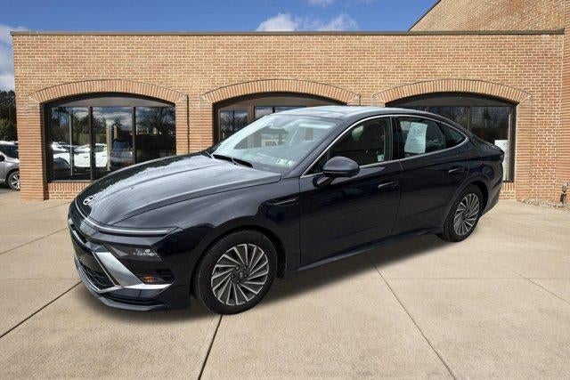 2025 Hyundai SONATA HYBRID Limited FWD