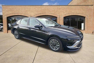 2025 Hyundai SONATA HYBRID Limited FWD