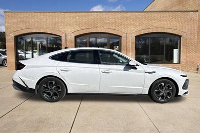 2025 Hyundai SONATA SEL FWD