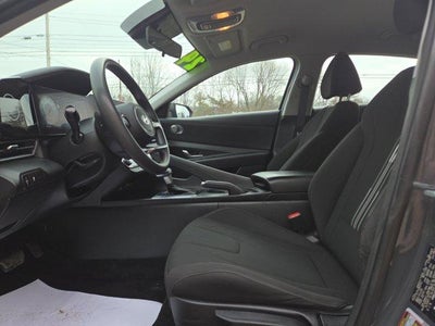 2024 Hyundai ELANTRA SEL IVT