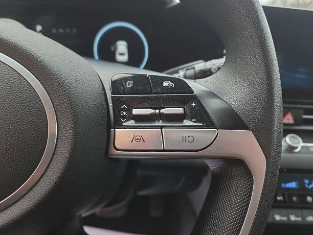 2024 Hyundai ELANTRA SEL IVT