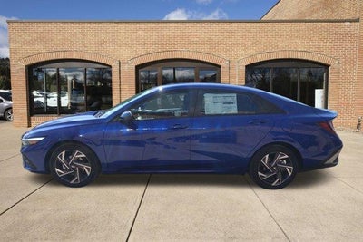 2025 Hyundai ELANTRA SEL Sport