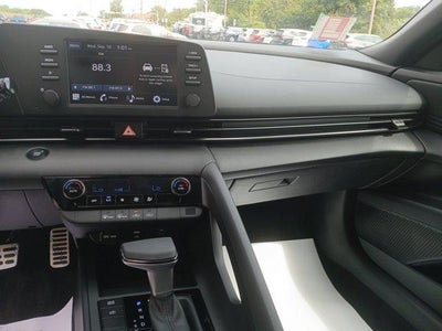 2025 Hyundai ELANTRA SEL Sport