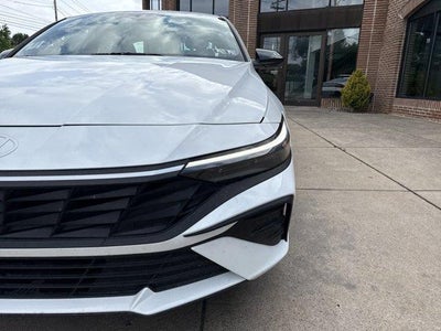 2025 Hyundai ELANTRA HYBRID SEL Sport DCT