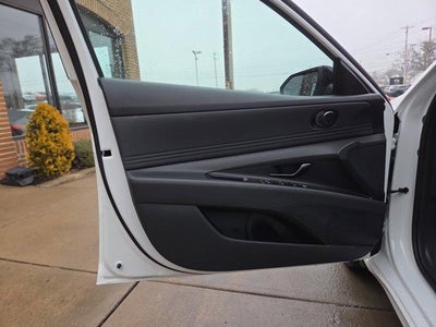 2026 Hyundai ELANTRA HYBRID SEL Sport