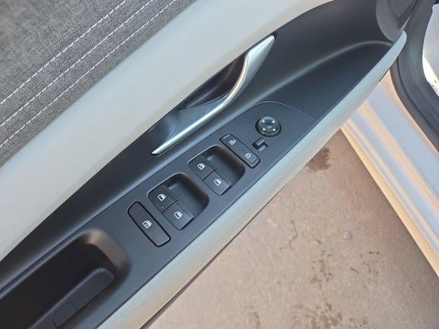 2023 Hyundai ELANTRA HYBRID Limited DCT