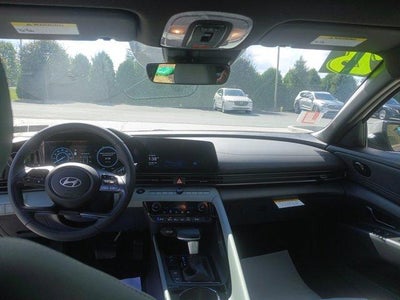 2025 Hyundai ELANTRA HYBRID Limited