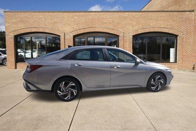 2025 Hyundai ELANTRA HYBRID Limited