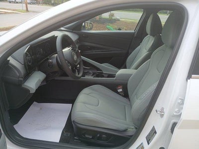 2025 Hyundai ELANTRA HYBRID Limited