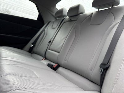 2025 Hyundai ELANTRA HYBRID Limited DCT