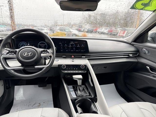 2025 Hyundai ELANTRA HYBRID Limited DCT