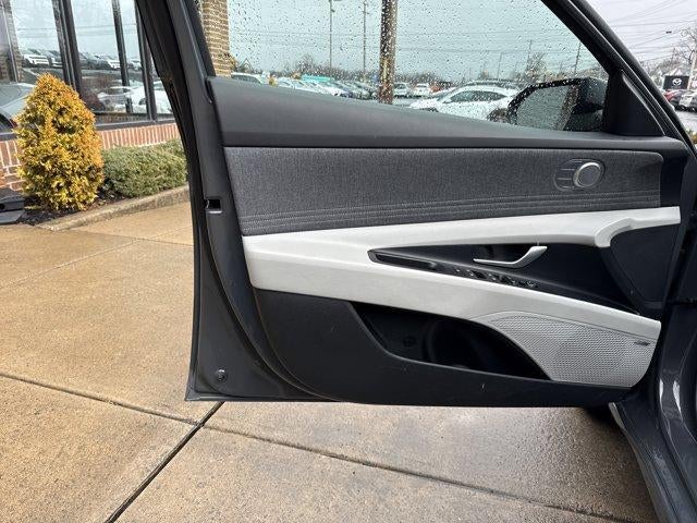 2025 Hyundai ELANTRA HYBRID Limited DCT