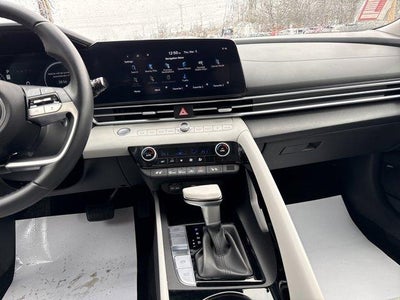 2025 Hyundai ELANTRA HYBRID Limited DCT