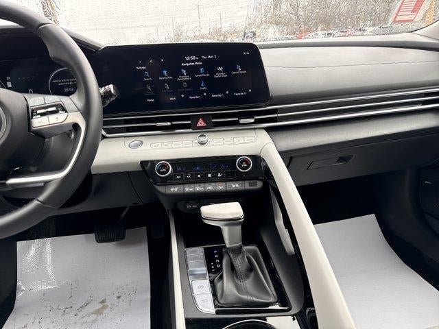 2025 Hyundai ELANTRA HYBRID Limited DCT