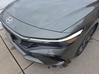 2025 Hyundai ELANTRA HYBRID Limited DCT