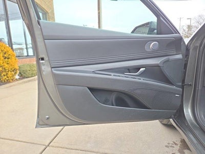 2025 Hyundai ELANTRA HYBRID Limited DCT